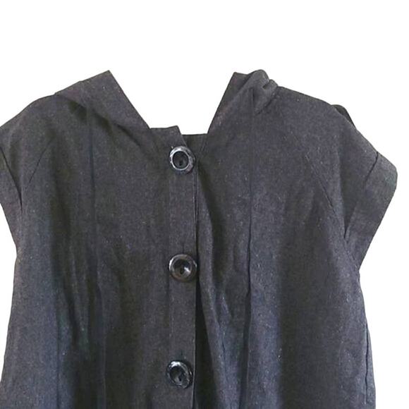 Luii Women's Sleeveless Poncho Hoodie – Size Large Gray Button-Front Casual Vest - Picture 4 of 6